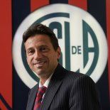 Tras una eterna agonía, Marcelo Moretti dejó la presidencia de San Lorenzo. Tras una eterna agonía, Marcelo Moretti dejó la presidencia de San Lorenzo.
