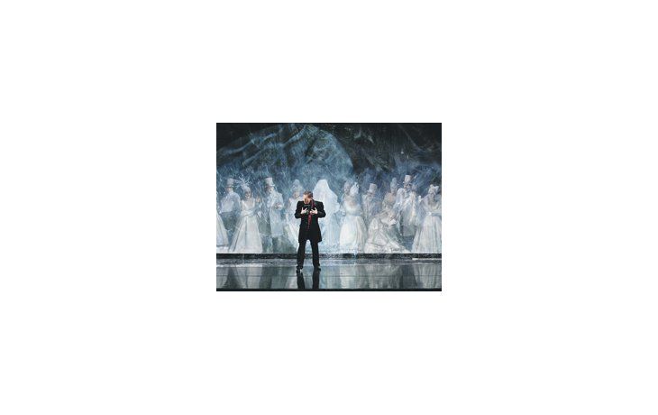 El «Onegin» del Argentino tiene un elenco impecable, una puesta con momentos de verdadera belleza y otros no tanto pero que siempre sorprende, y una solvente dirección musical de Stefan Lano.