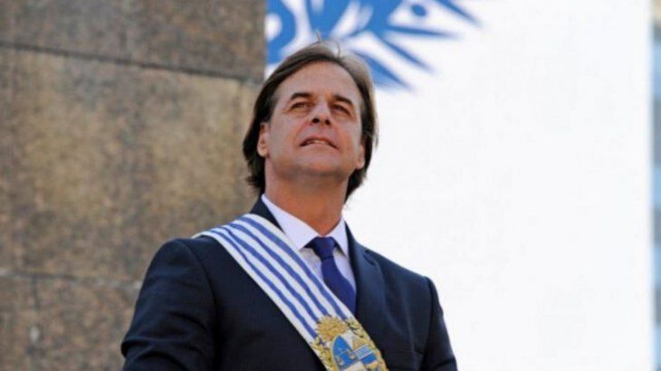 El presidente de Uruguay, Luis Lacalle Pou, flexibiliza las normas para atraer inversores extranjeros.