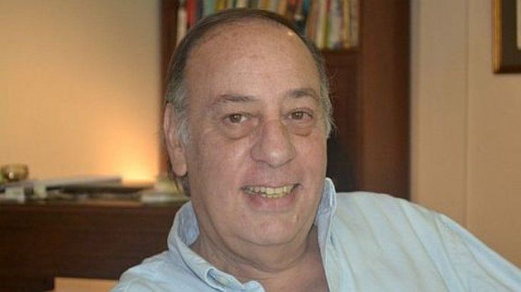 He criticised the lack of liberalisation of the exchange market and accused the government of falling in love with interventionism and the confiscation of other people's work.
