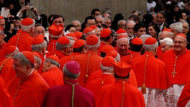 cardenales vaticano.jpg
