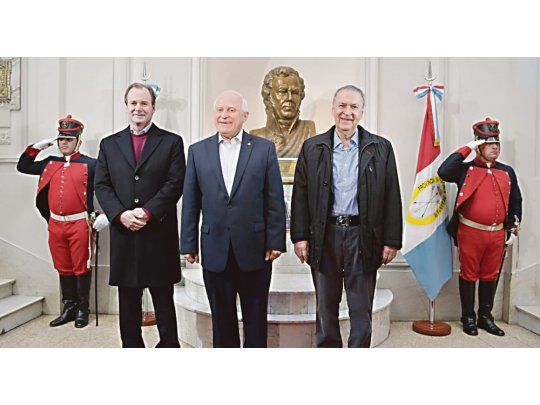 Posición. Las exigencias de los gobernadores Bordet, Lifschitz y Schiaretti se dan en medio de negociaciones entre Nación y provincias por recortes.