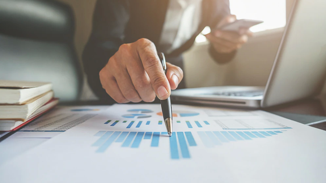 La actividad económica espera una posible baja en el próximo trimestre.  La actividad económica espera una posible baja en el próximo trimestre.