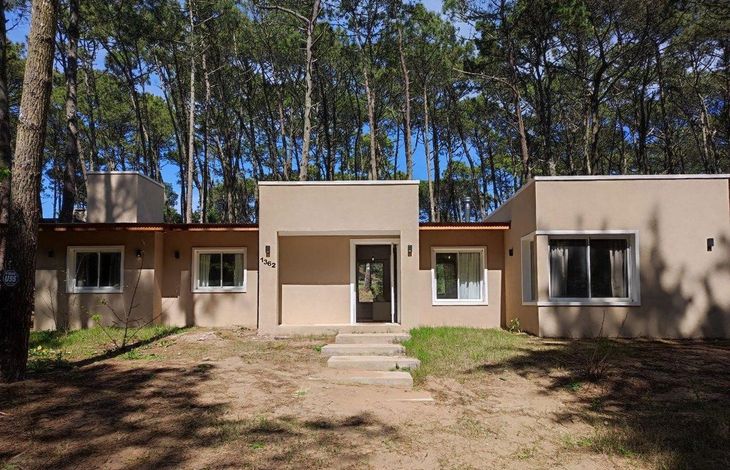 Casas en el bosque y cerca de la playa son parte de las preferencias de quienes buscan Cariló Casas en el bosque y cerca de la playa son parte de las preferencias de quienes buscan Cariló
