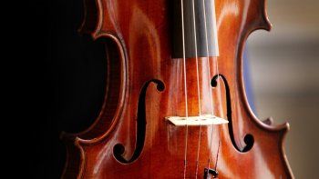 subastan un violin stradivarius de la edad de oro por u$s15 millones