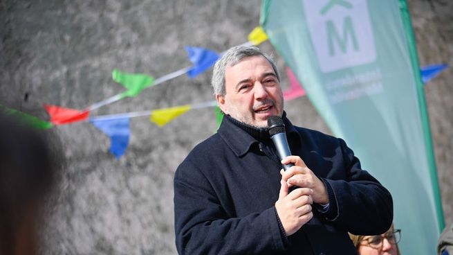 Con el 53% de imagen positiva, el intendente Mario Bergara es el segundo más votado en su cargo en Sudamérica.&nbsp;