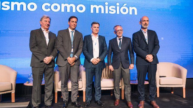 Los principales referentes de las automotrices en el país participaron del panel central del FIAC, donde reclamaron previsibilidad macroeconómica, incentivos fiscales y mejoras logísticas para potenciar la industria.