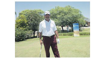 El paraguayo Carlos Franco comenzó a paso firme su participación en el Campeonato Argentino de Profesionales.