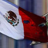 México ingresa a la Organización para la Cooperación y el Desarrollo Económico, en 1994. México ingresa a la Organización para la Cooperación y el Desarrollo Económico, en 1994.