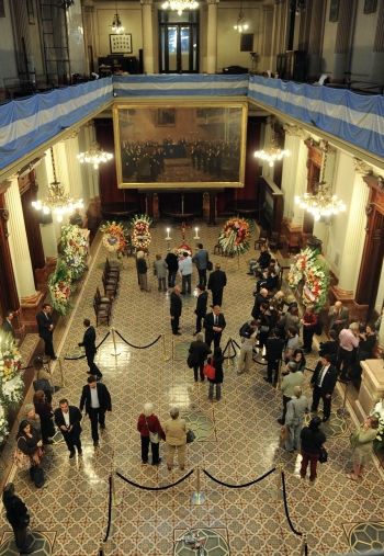 Emotiva despedida en el Congreso (foto 8)