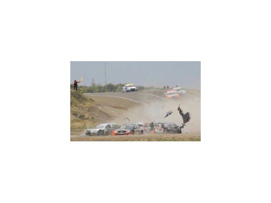 Brian Smith quedó internado luego del accidente que sufrió en Comodoro Rivadavia.