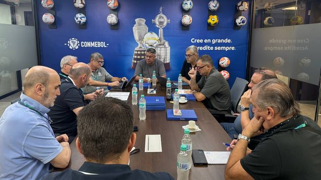 Primera reunión entre Argentina, España, Conmebol y UEFA por la Finalissima.