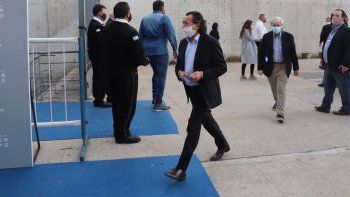 clientelismo m: citan a exministro de macri por el bono clandestino pagado en veda electoral