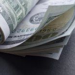 El dólar minorista en el Banco Nación se sostiene por encima del dólar informal. El dólar minorista en el Banco Nación se sostiene por encima del dólar informal.