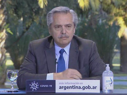 El presidente Alberto Fernández se refirió al DNU que&nbsp;&nbsp;declara como servicios públicos esenciales a la telefonía fija y móvil, internet y la televisión paga.