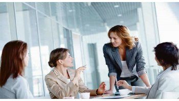 ámbito.com | Mujeres ganan poder, pero recalan en gerencias blandas