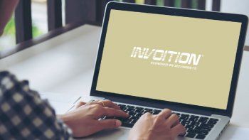 INVOITION como plataforma, se sincroniza automáticamente con las facturas de crédito emitidas de cada Usuario poseedor de una cuenta online.&nbsp;