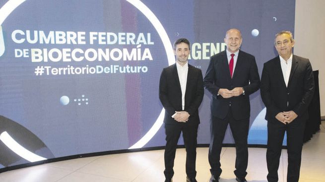 futuro. El gobernador Perotti se mostró optimista en las proyecciones de la Economía del Conocimiento en el evento organizado por la provincia de Santa Fe en conjunto con el CFI y que se lleva a cabo en Rosario.