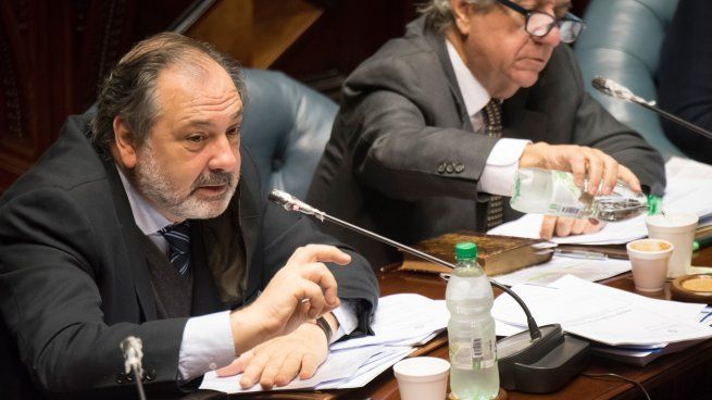 El senador Jorge Gandini entiende que su partido debería definir con celeridad su posición por la ley de financiamiento de los partidos.