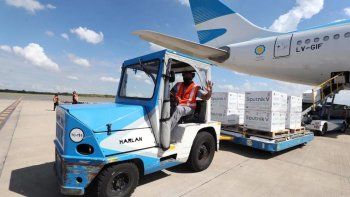 En pista: un nuevo vuelo de Aerolíneas Argentinas partió a Rusia para traer vacunas.