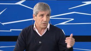 Caputo ratificó el esquema de bandas.  Caputo ratificó el esquema de bandas.