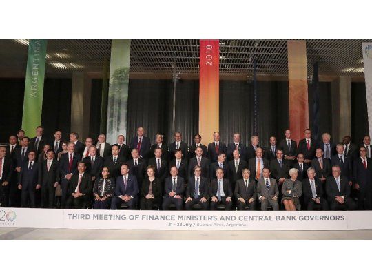 Tensiones comerciales y acuerdo con el FMI dominan la cumbre de las principales autoridades económicas del mundo