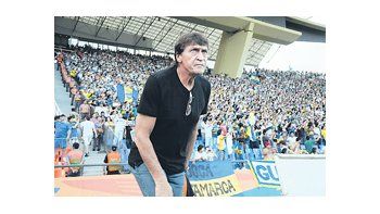 Julio Falcioni declaró que necesita a Juan Román Riquelme en óptimas condiciones, por eso quiere que haga una gran pretemporada.
