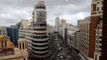 La región de Madrid registra alrededor de 700 casos por cada 100.000 habitantes, frente a los 300 casos por 100.000 del resto del país.