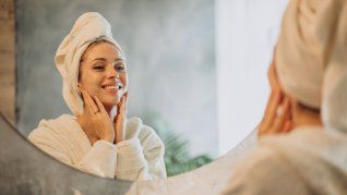 La limpieza, la hidratación y el protector solar siguen siendo los tres pilares fundamentales de cualquier rutina de skincare. La limpieza, la hidratación y el protector solar siguen siendo los tres pilares fundamentales de cualquier rutina de skincare.