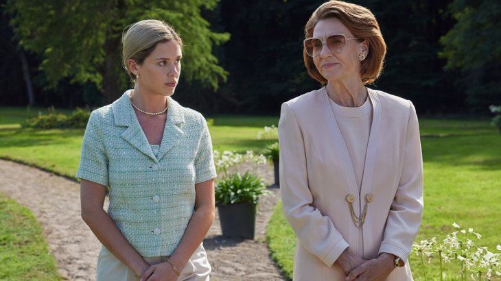 La serie mostr&oacute; curiosidades que antes no se conoc&iacute;an sobre la vida de la reina.