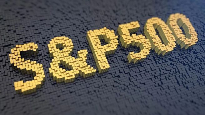 Hoy en día, el forward P/E promedio del S&P 500 está en 21, lo que indica que las valuaciones en general están en niveles altos.