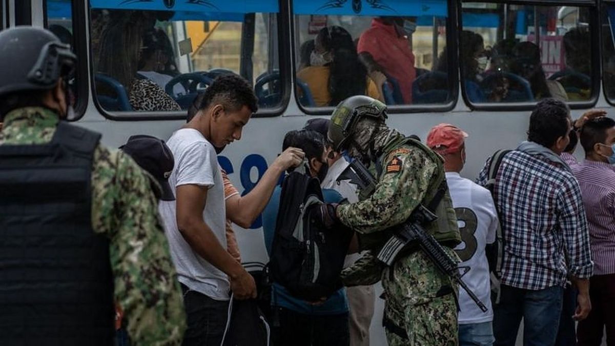 Ecuador: Lasso celebra la aprobación de la ley de uso excepcional de la fuerza militar y policial