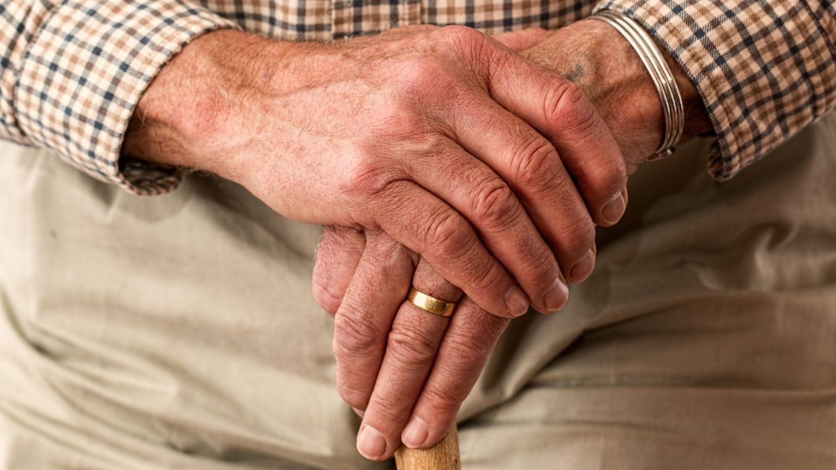 In which countries can you live with retirement and what position does Argentina occupy?