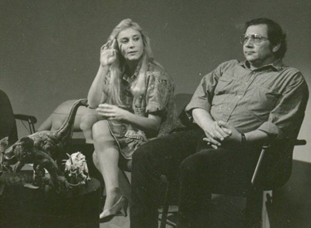 Isidoro Raponi junto a la actriz Sarit Gervai.