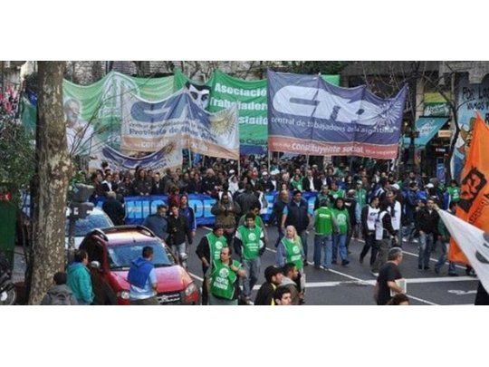 Gremios amenazan con realizar paro nacional en agosto