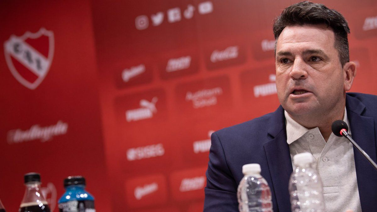 Pablo Cavallero defended his management at Independiente and accused the policy of “getting in the way”