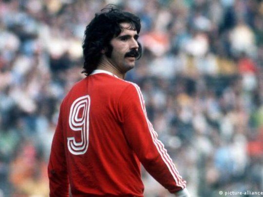 Murió Gerd Müller, goleador e ídolo del fútbol alemán.