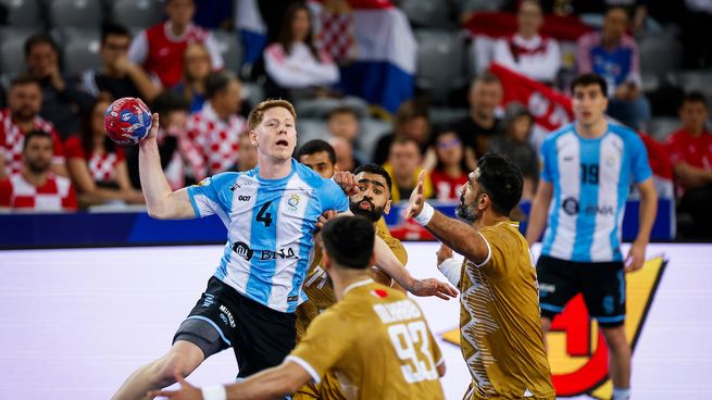 Argentina logró su primer triunfo en la segunda fase del Mundial de Handball.