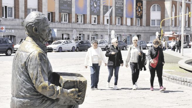 Situación. Los principales centros turísticos sintieron el impacto de la baja de visitantes. El gasto total fue de $43.377 millones y el promedio fue de $29.065 diarios por persona.