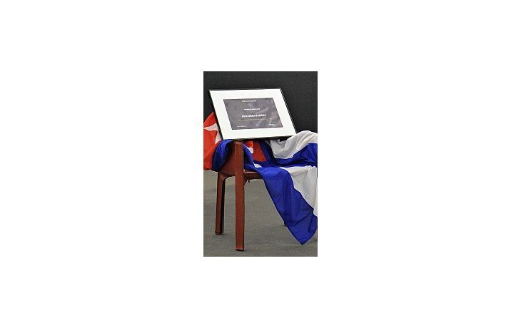 La entrega simbólica del premio Sajarov al disidente cubano, Guillermo Fariñas.