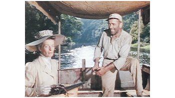 Katharine Hepburn y Humphrey Bogart (quien ganó su único Oscar por este trabajo) a bordo de la mítica barcaza que volverá a navegar para alegría de nostálgicos aficionados al cine.