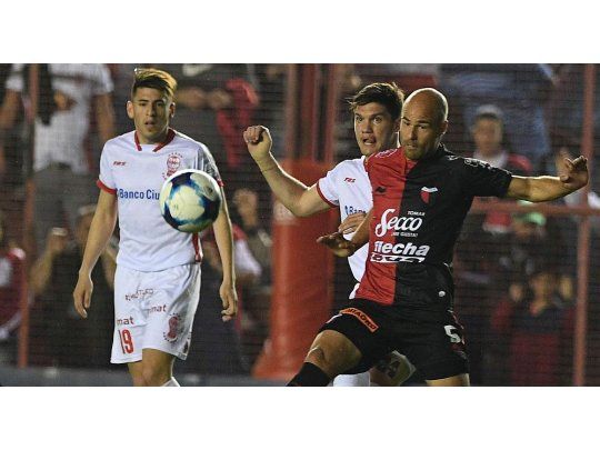 Huracán festejó de la mano de su delantero más querido
