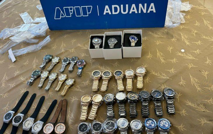 aduana freno un contrabando de relojes valuados en $1.500.000 en iguazu