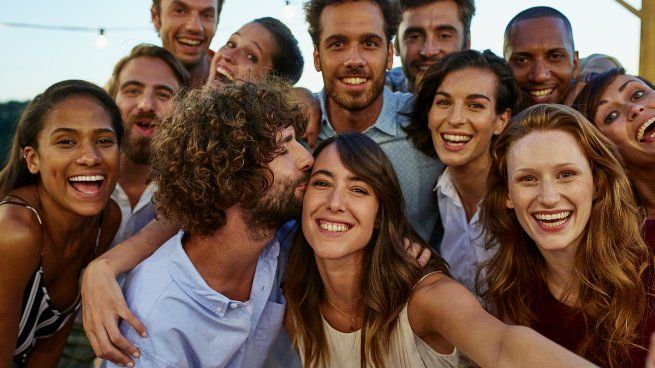 Día del Amigo. Hay que recordar que mantener los vínculos de amistad tan positivos y saludables requiere un trabajo de nuestra parte.