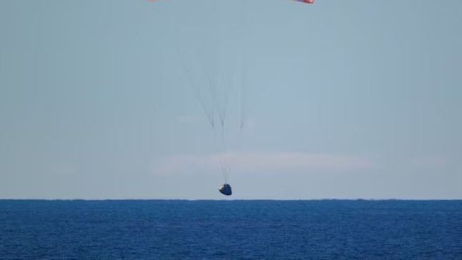 Los astronautas amerizaron en el oceano Pacífico.