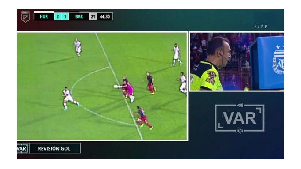 The unusual play of the VAR by which Huracán went from winning to losing the game