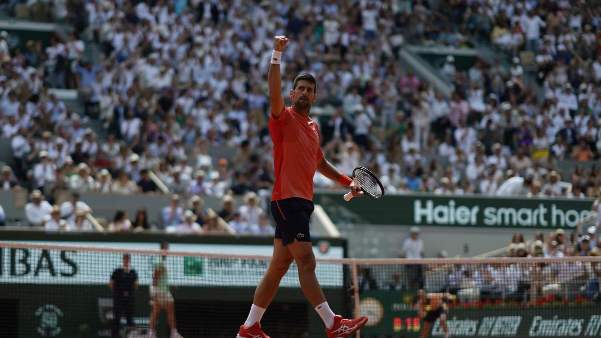 Djokovic won a dramatic duel against Alcaraz to be in the final of Roland Garros