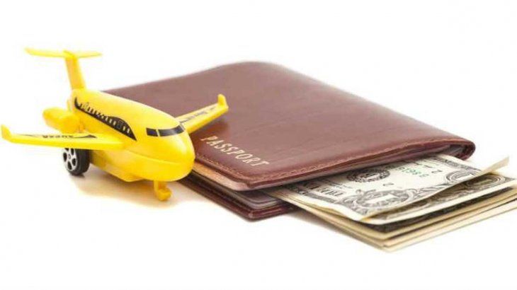 Muchos condicionan su decisión a cuánto valga el dólar tarjeta. 