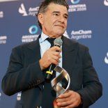 “Este premio cierra un círculo que comenzó cuando tenía 25 años en Estados Unidos, dijo Miguel Galuccio al recibir la distinción de AmCham. “Este premio cierra un círculo que comenzó cuando tenía 25 años en Estados Unidos, dijo Miguel Galuccio al recibir la distinción de AmCham.