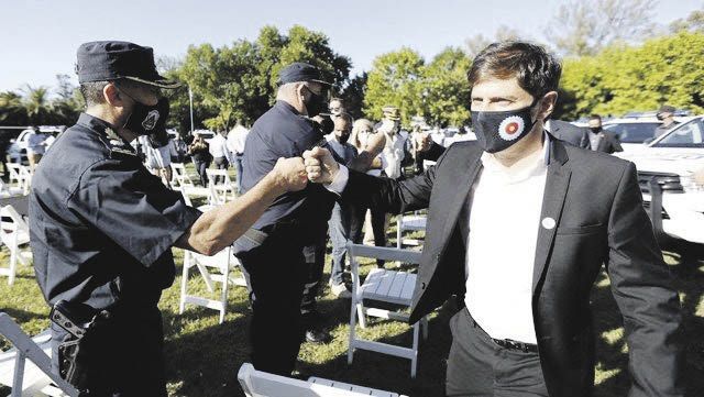 habra aumento para la bonaerense, en medio de amenazas anonimas